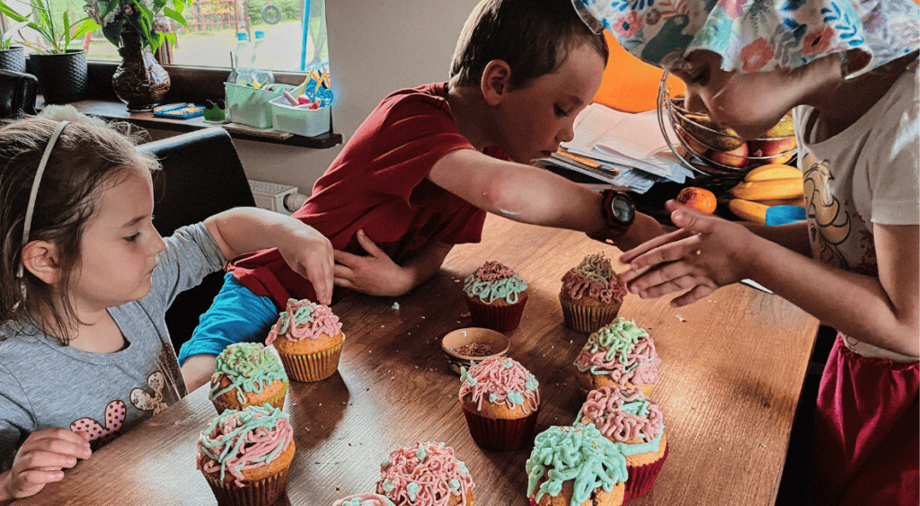 indoor cupcake decorating
