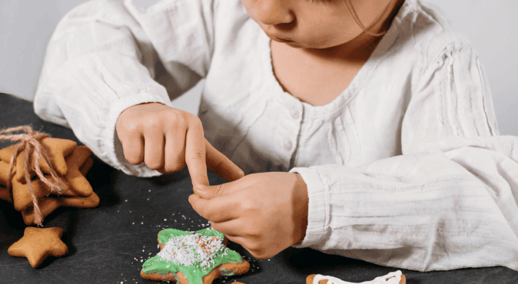 Toddler christmas activity 