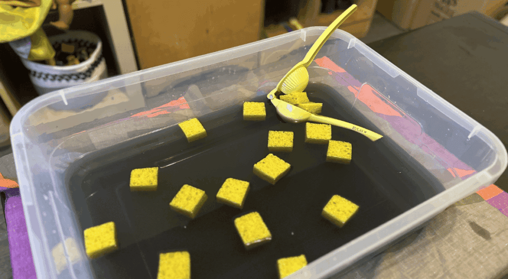fine motor sensory play