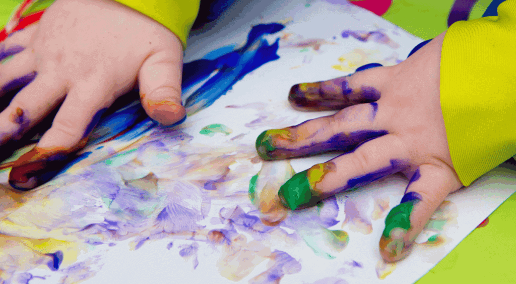 finger painting sensory activity 